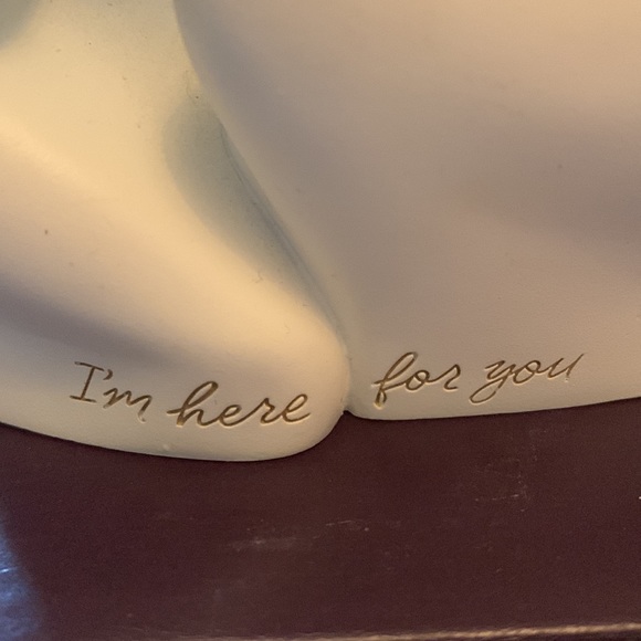 I’m Here for You statue - Picture 2 of 6